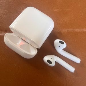 AirPods A1523